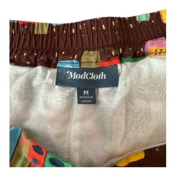 Modcloth Literary Flirt A-Line Skirt Women’s Medium - Picture 3 of 4